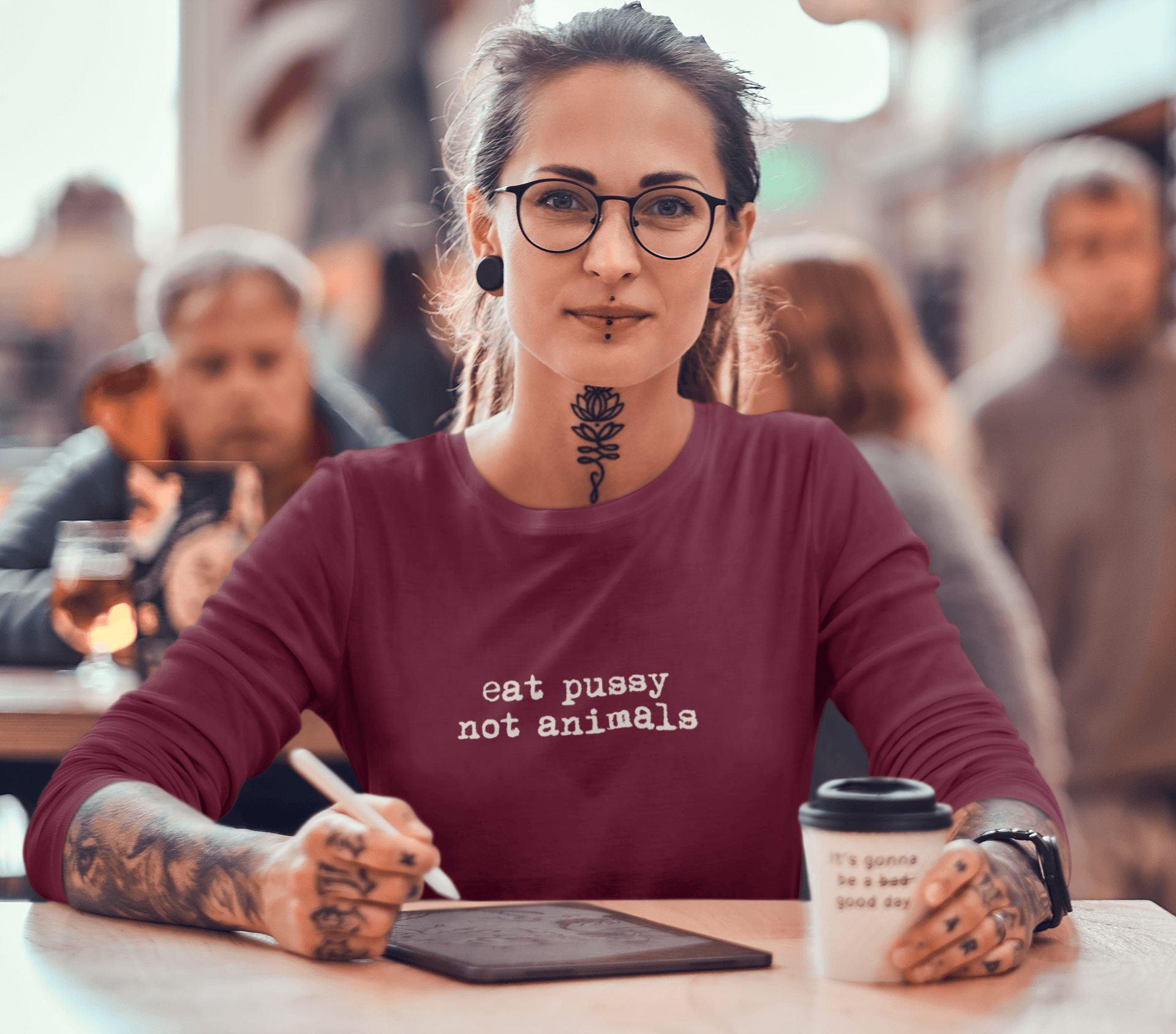 Eat pussy not animals Long Sleeve - Tough Vegan